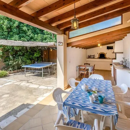 Villa Cuxach Mateu *